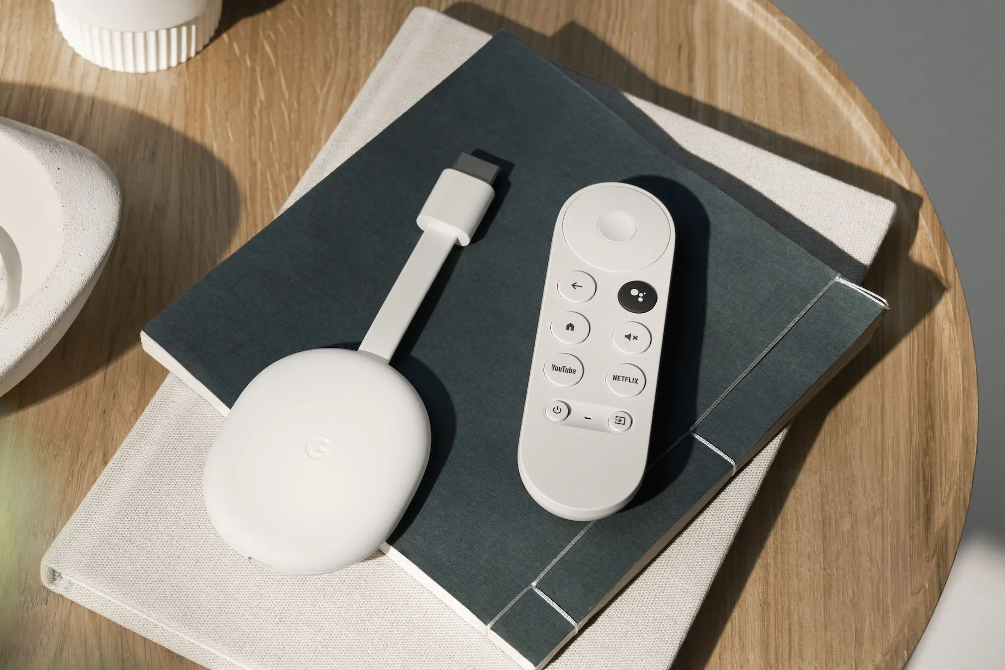 Limited time deal: Chromecast with Google TV (HD) на Amazon со скидкой 33%